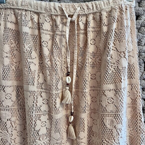 Aerie Patchwork Cream Floral Lace Swim Coverup Skirt Woman's XS - Picture 10 of 10